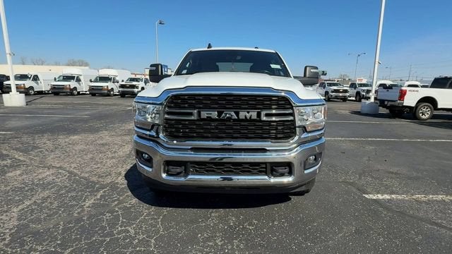 2024 RAM 3500 Big Horn Crew Cab 4x4 8' Box