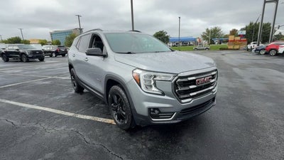 2024 GMC Terrain AT4