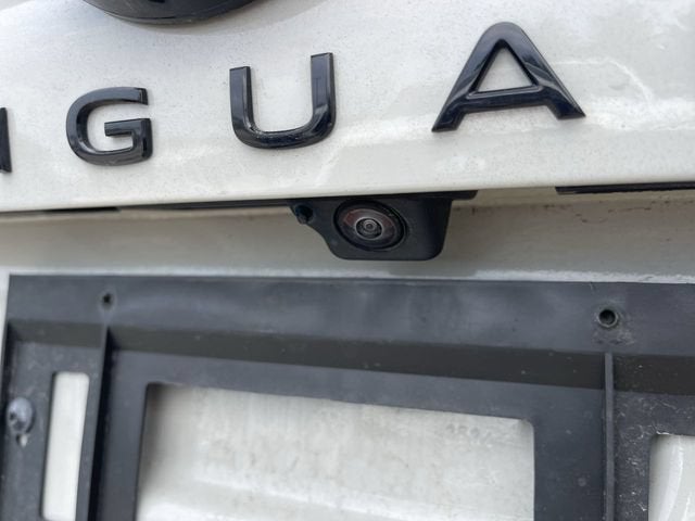 2025 Volkswagen Tiguan SE R-Line Black