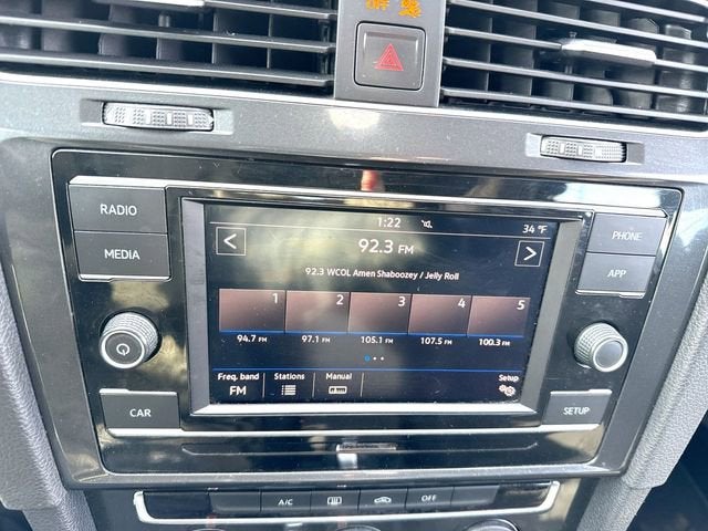 2019 Volkswagen Golf S