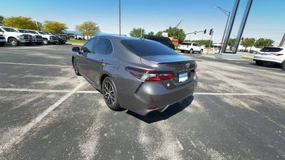2023 Toyota Camry SE