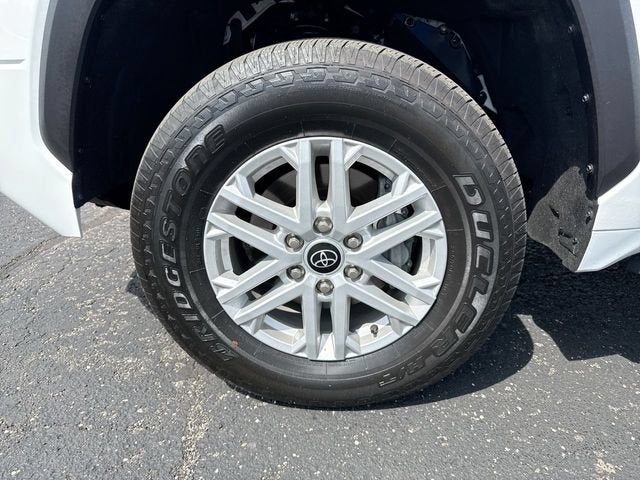 2024 Toyota Tundra 4WD SR5