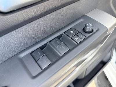 2024 Toyota Tundra 4WD SR5