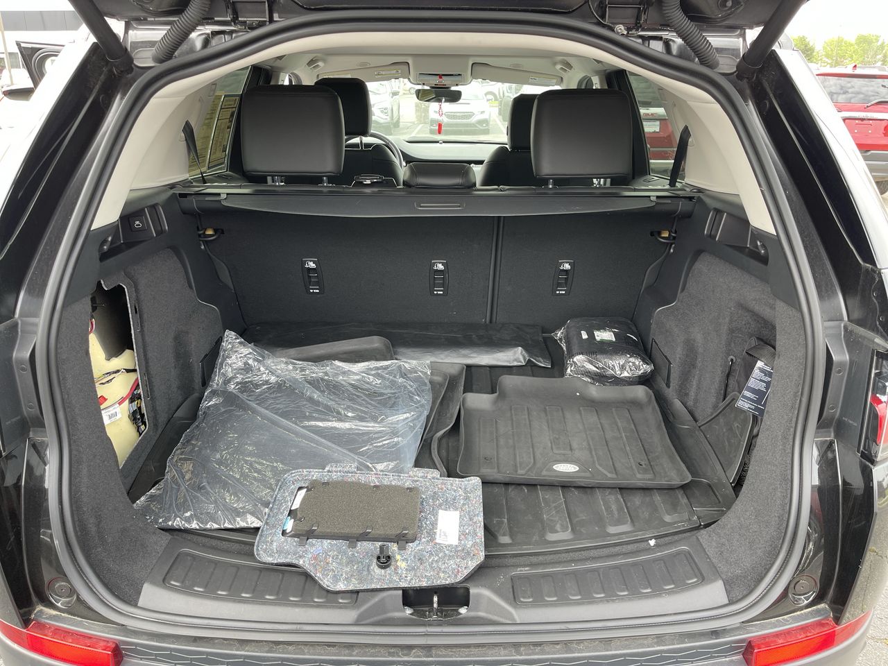 2023 Land Rover Discovery Sport S