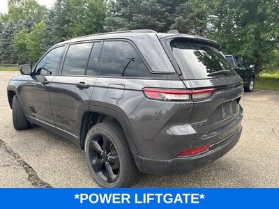 2022 Jeep Grand Cherokee Altitude 4x4