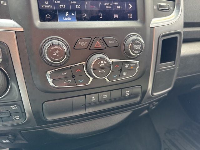 2022 RAM 1500 Classic SLT