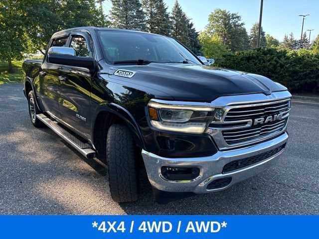 2019 RAM 1500 Laramie Crew Cab 4x4 5'7" Box