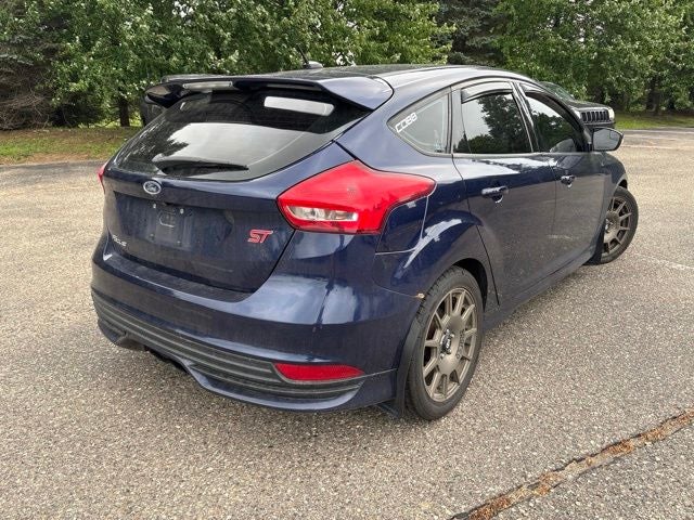 2017 Ford Focus ST