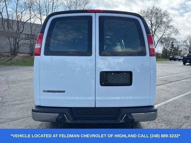 2024 Chevrolet Express Cargo 2500 WT