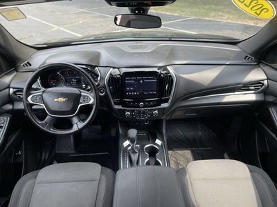 2022 Chevrolet Traverse LT Cloth