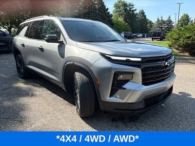 2024 Chevrolet Traverse LT