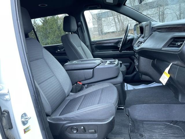 2023 Chevrolet Suburban LS