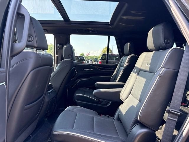 2024 Cadillac Escalade Sport