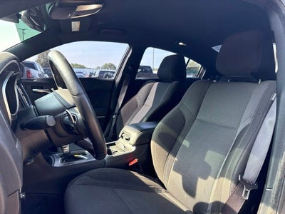 2017 Dodge Charger SXT RWD