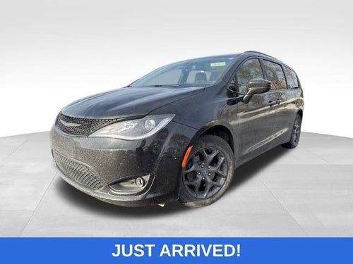 2020 Chrysler Pacifica Touring L Plus