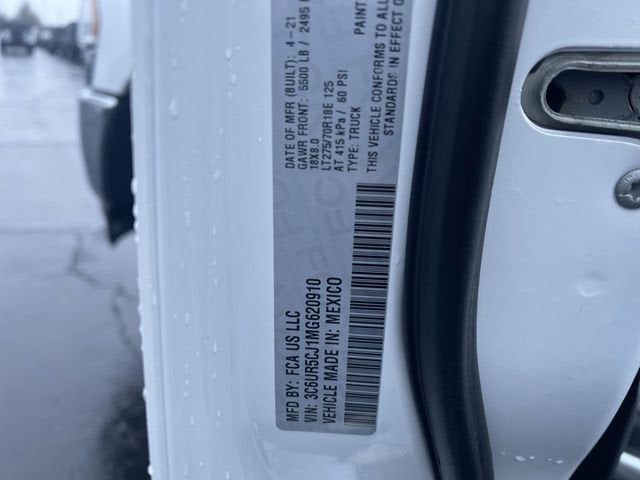 2021 RAM 2500 Tradesman Crew Cab 4x4 6'4" Box