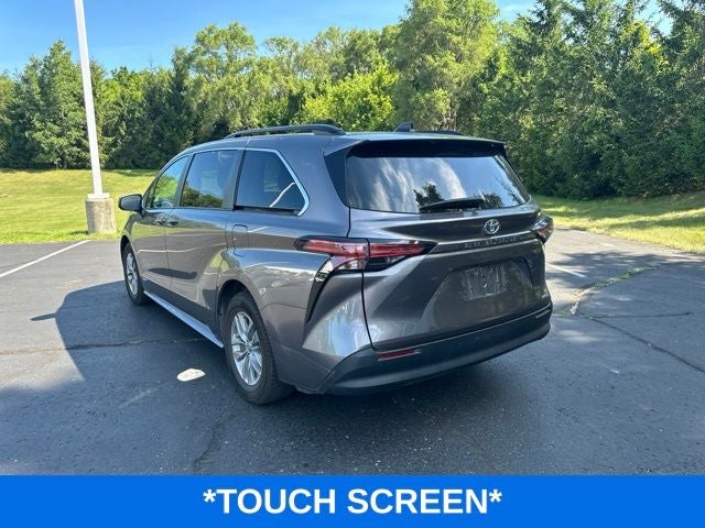 2021 Toyota Sienna LE