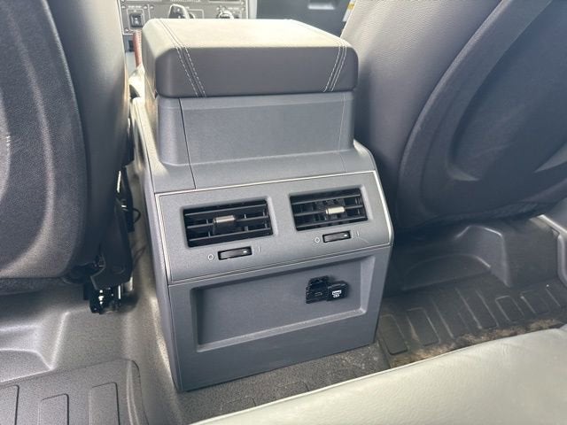 2024 INEOS Grenadier Fieldmaster Edition