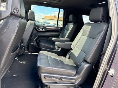 2023 Chevrolet Suburban RST