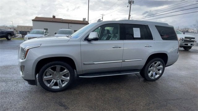 2020 Cadillac Escalade Luxury
