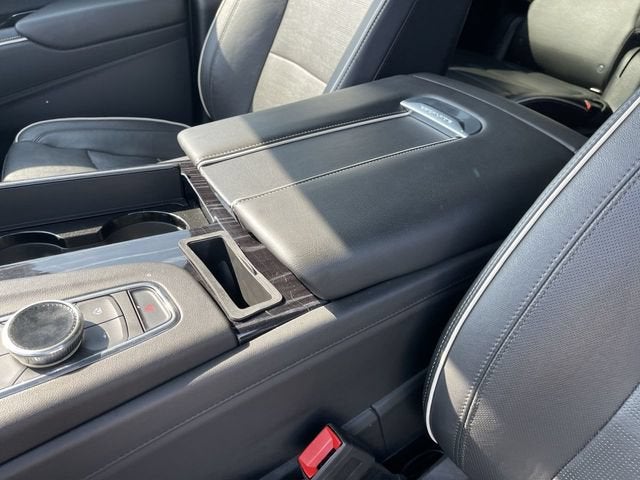 2023 Cadillac Escalade ESV Sport