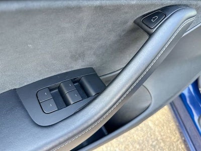 2023 Tesla Model 3 RWD