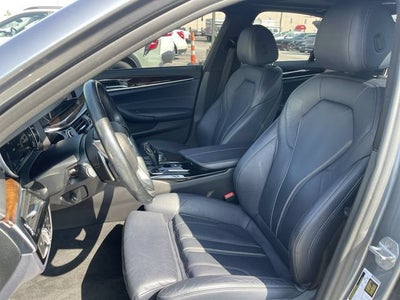 2018 BMW 530i 530i