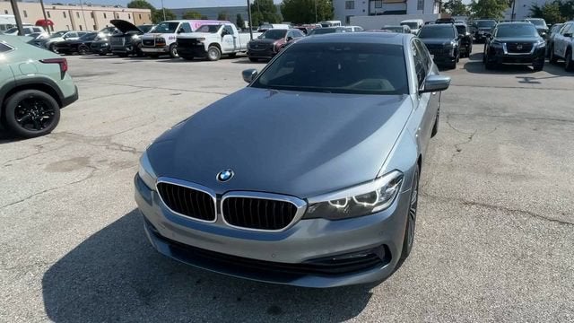 2018 BMW 530i 530i